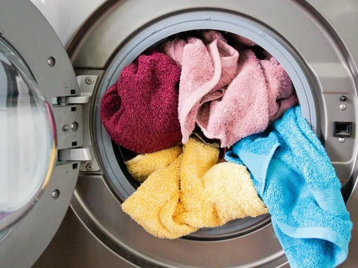 Εφτά πράγματα που απαγορεύεται να βάζουμε στο πλυντήριο - Κι όμως το κάνουμε ξανά και ξανά